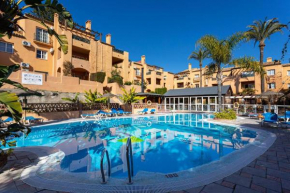 Spacious Apt in Oasis Riviera